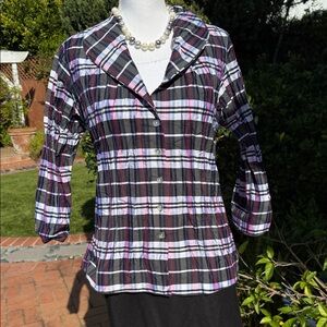 Plaid Button-Front Blouse in Black and Pink